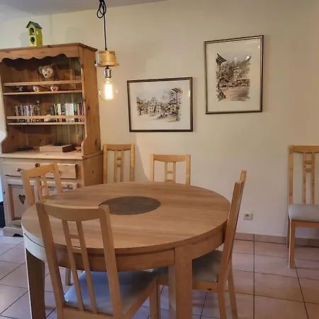 A1/2, 3 Bedroom Next To The Lift Apartment
