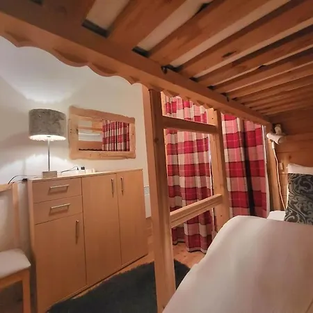 Apartment A1/2, 3 Bedroom Next To The Lift *