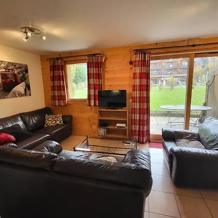 A1/2, 3 Bedroom Next To The Lift Samoens